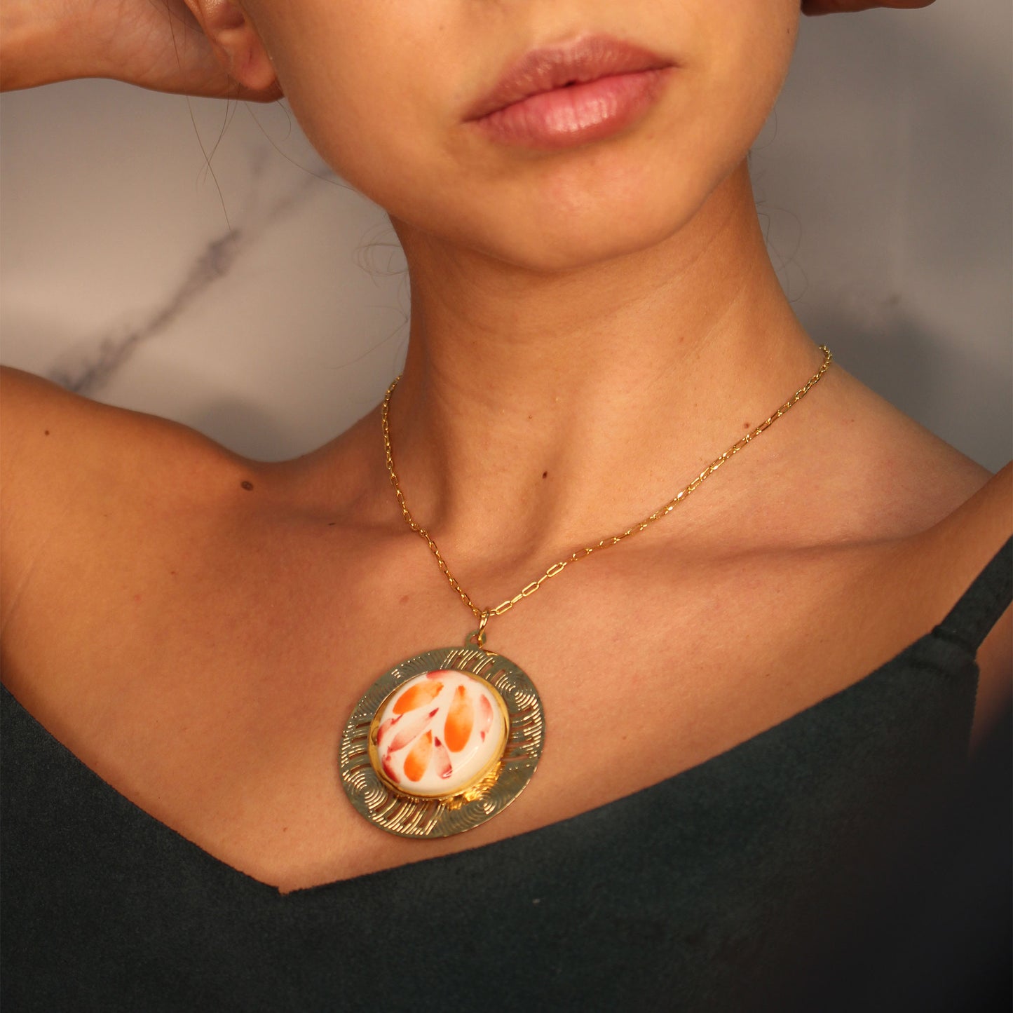 Zinnia Ópera Necklace