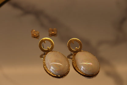 Oval Pearly Hoops