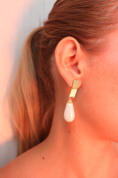 Chunky Pearly Hoops