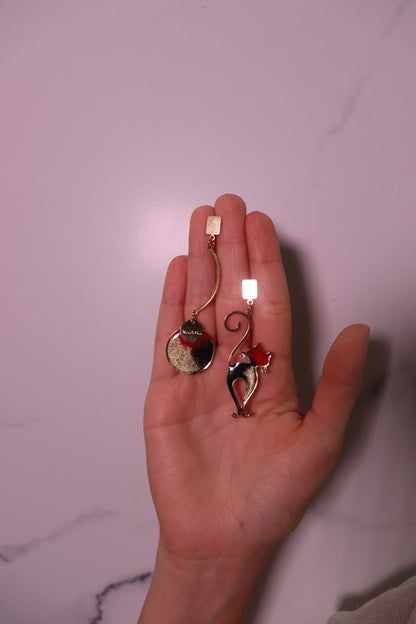 Cat resin earrings